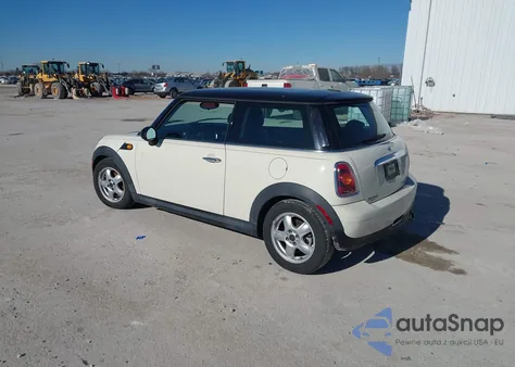 2009 Mini Cooper из США, поврежденный, VIN WMWMF33539TW72670